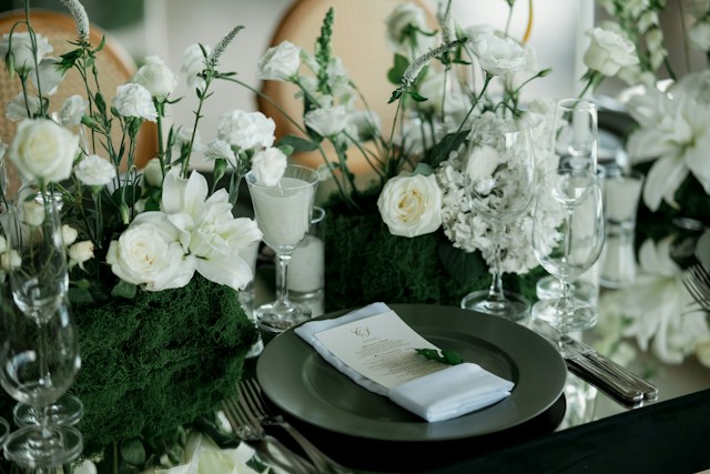 When Should You Book a Wedding Florist in Toronto? Earlier Than You Think!